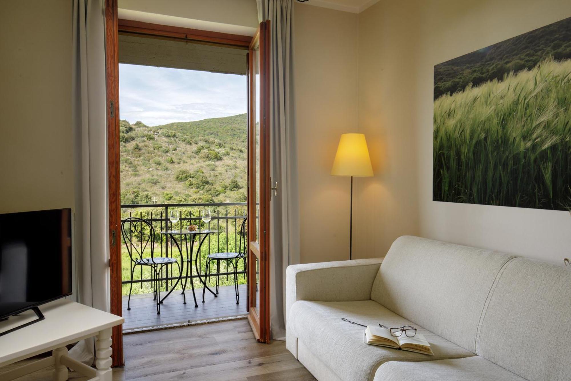 Valle Del Buttero Aparthotel Capalbio