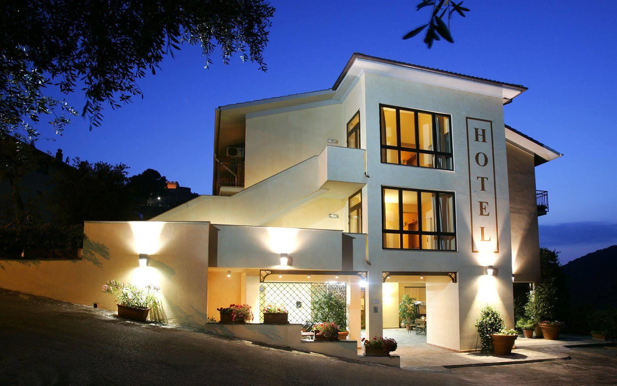 Aparthotel Valle Del Buttero
