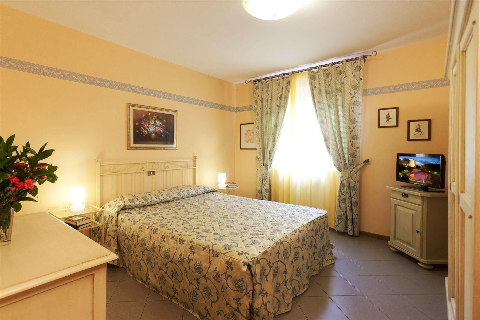 Valle Del Buttero Aparthotel 3*